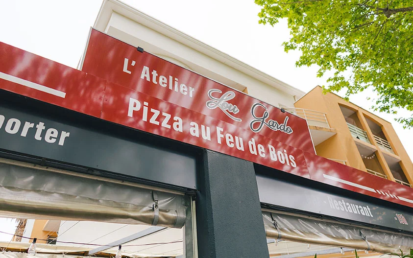 L'entrée du restaurant l'Atelier Lou Gardo à La Garde